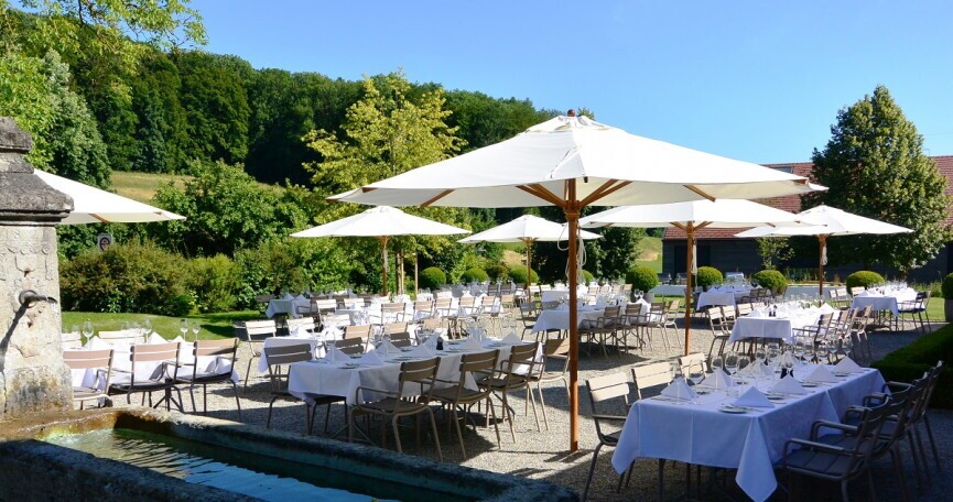 Servicemitarbeiter*in / Chef de Rang 100%, 3. Bild