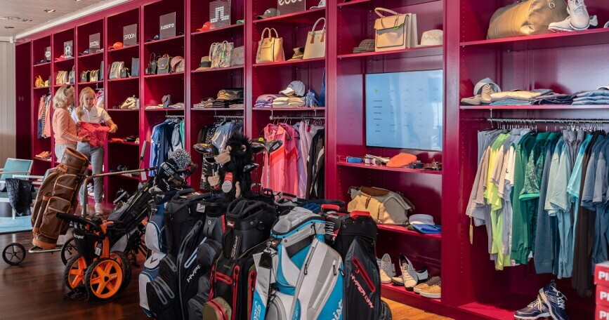 Stv. Director of Golf 100%, 2. Bild