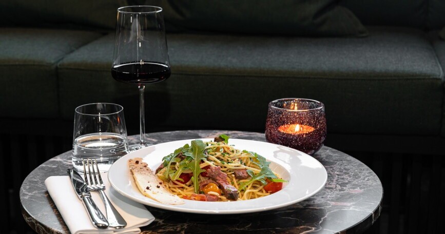 Serveur / chef de rang 100%, 2. portrait